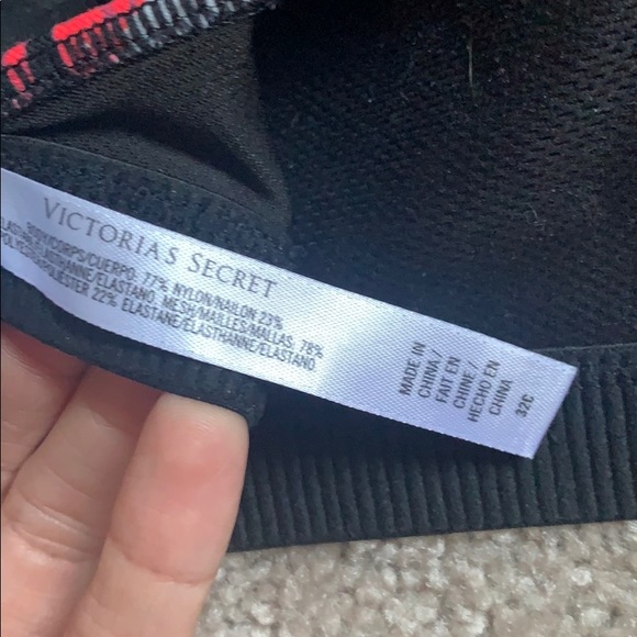 2 Victoria’s Secret Sports Bras - Picture 7 of 7